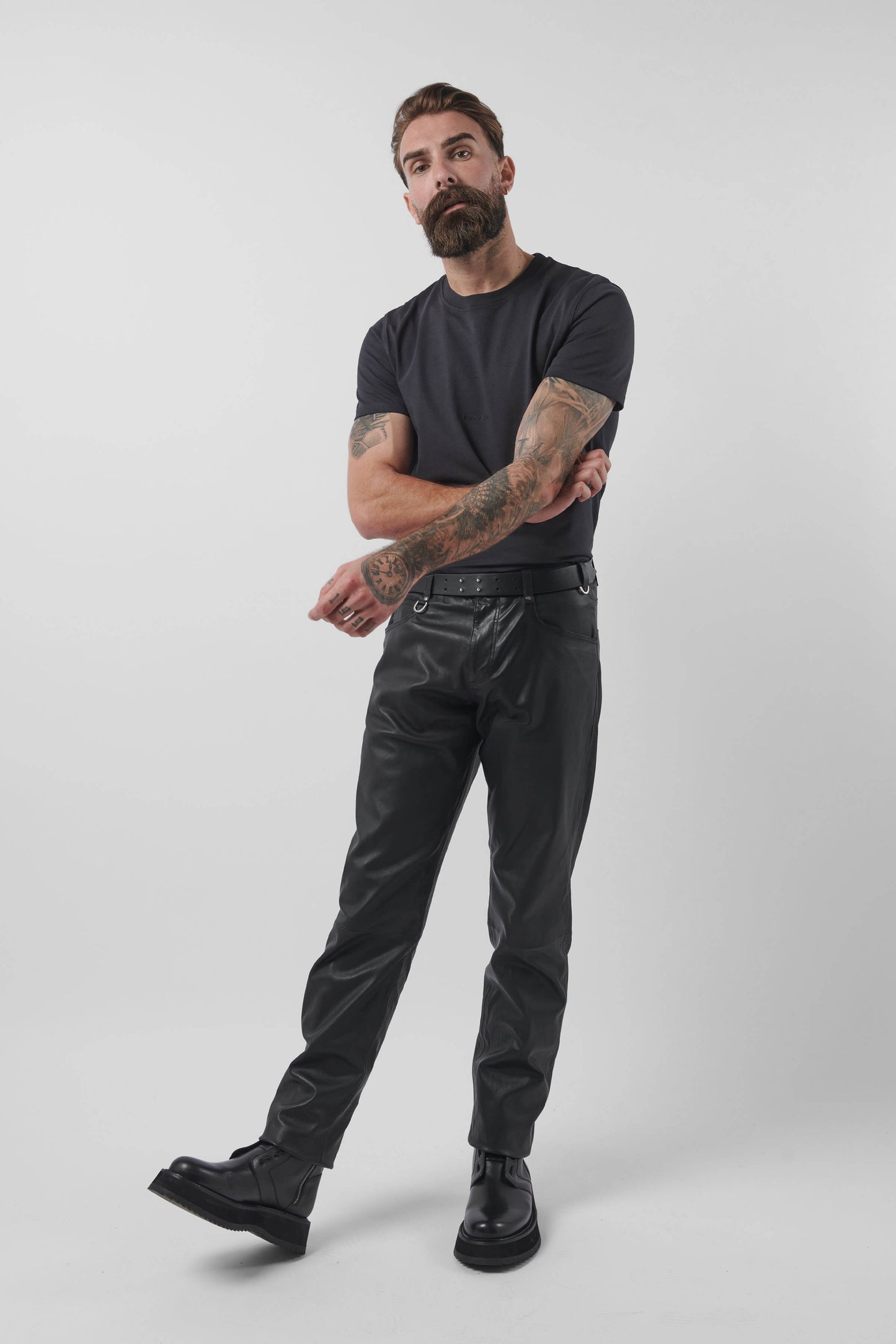 STRAIGHT LEG STRETCH LEATHER TROUSER