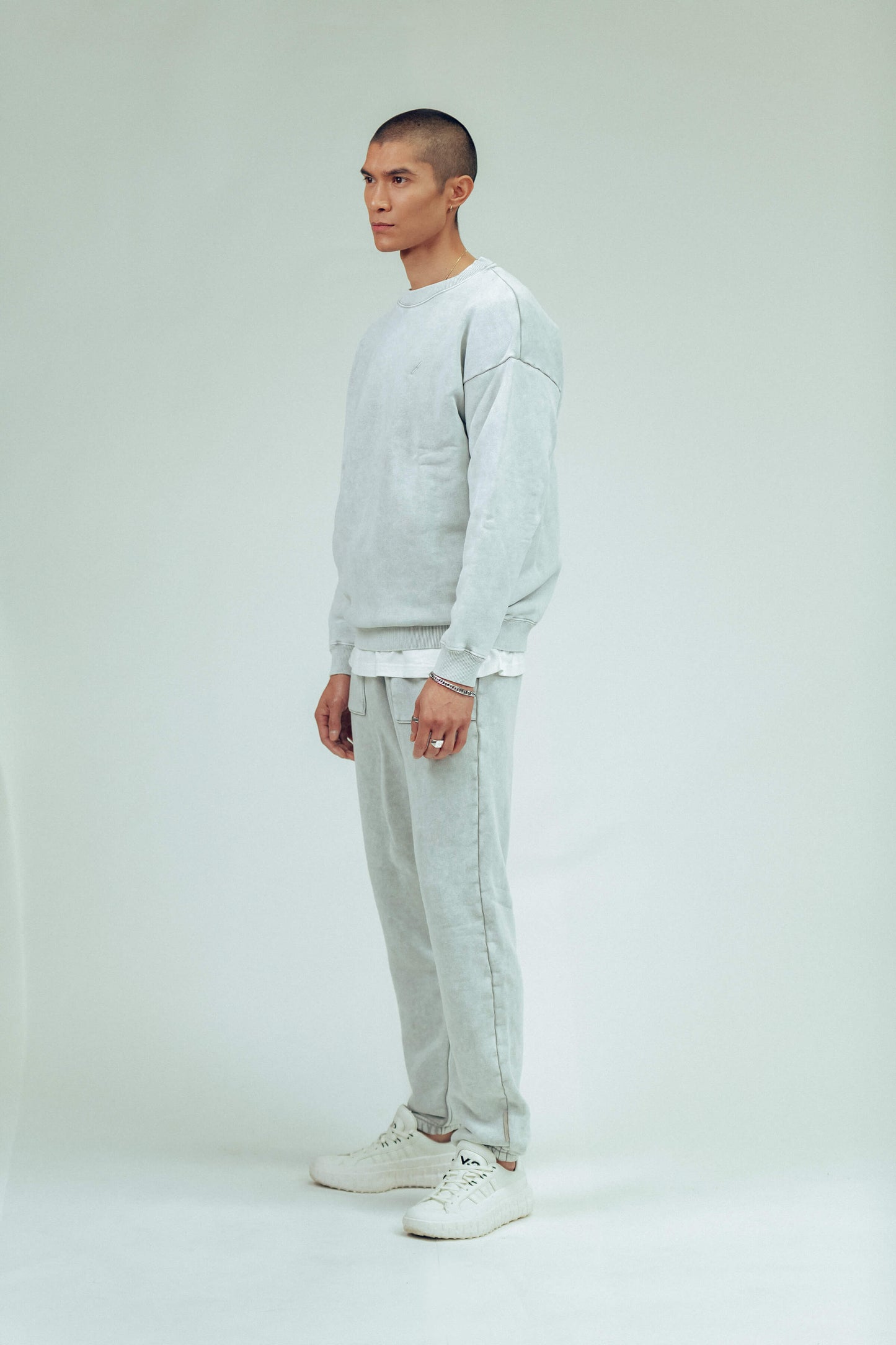 530 Washed Stone Grey Sweatshirt (Man)